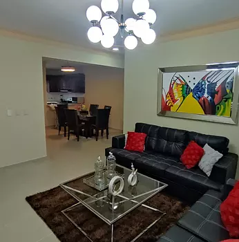 apartamentos - Se RENTA, Apartamento de (3) Habitaciones AMUEBLADO En Miramar Cerca del Malecón