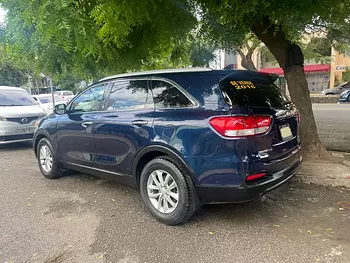 jeepetas y camionetas - Kia Sorento 2016 unica dueña en RD