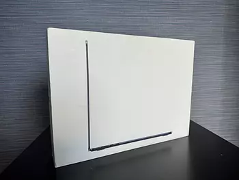 computadoras y laptops - MacBook Air 15 inch M2 Apple chip| 256GB SSD | 8GB Ram Sellada RD$ 70,500 NEG