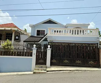 casas - Se Vende Casa de 2 Niveles en Los Girasoles 