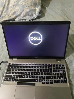 computadoras y laptops - Computadora como nueva solo 1 mes de uso 