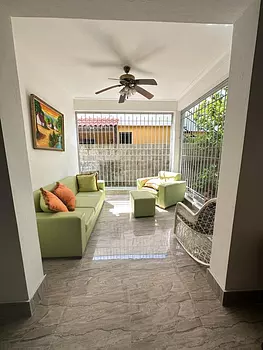 casas - Casa en Terminacion Ubicada en Urbanizacion Cerrada, Gurabo