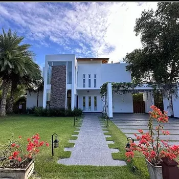 casas - Alquilo casa en village punta cana