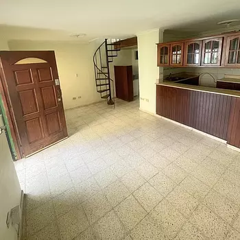apartamentos - Alquiler de 2 Habitaciones |Bella Vista| con patio  