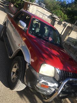 jeepetas y camionetas - Venta por motivo de viaje, camioneta para trabajar