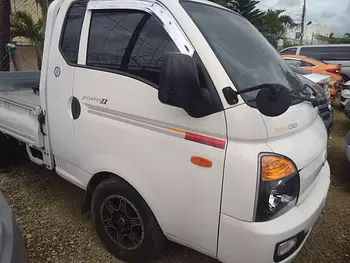 camiones y vehiculos pesados - HYUNDAI PORTER 2017 BLANCO