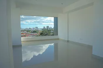 oficinas y locales comerciales - 🔵Alquilo varios Local en la castellana 3er  piso para oficina 
