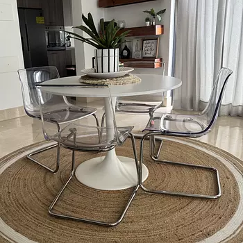 muebles y colchones - 4 Sillas de comedor acrílicas transparentes en venta 