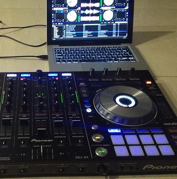 instrumentos musicales - Consola Controladora Platos DJ Mixer Galaxapplsmartultra cargjordaledatopdrons24