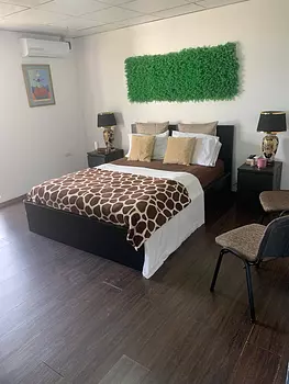 habitaciones y viviendas compartidas - Alquiler Habitación Amueblada Ubicada en Gazcue