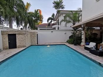 casas - Casa en Bella Vista para embajadas 