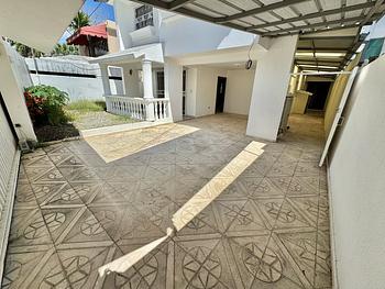 casas - Casa en Alquiler LOS CACICAZGOS