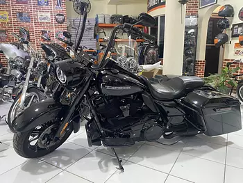 motores y pasolas - Harley Davidson Road King 2018