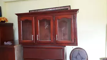 muebles y colchones - Gabinete de dos puertas 