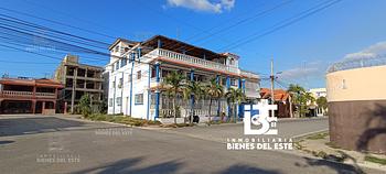 habitaciones y viviendas compartidas - Edificio con 7 Apartamentos y un Penthouse