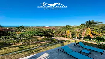 casas vacacionales y villas - VILLA DE 4 HABITACIONES CON PISCINA Y JARDÍN