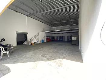 oficinas y locales comerciales - Nave Comercial en el Distrito Nacional