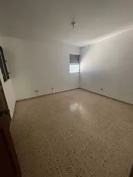 apartamentos - Alquiló en Urb Fernández 2do piso105 mts2 hab1 bañoBalcónRD$42,000