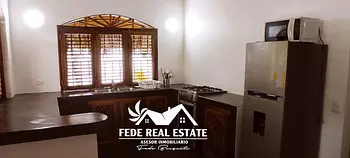 casas vacacionales y villas - VILLA AMUEBLADA CON PISCINA PRIVADA DE 4 HABITACIONES - PLAYA LAS BALLENAS