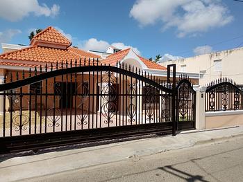 casas - Casa de 2 niveles en alquiler en Pontezuela, Santiago