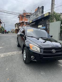 jeepetas y camionetas - •Toyota RAV4 2010 