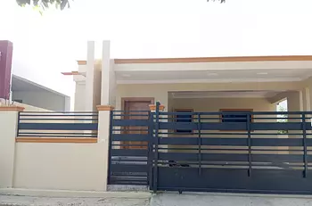 casas - CASA EN VENTA EN ZONA RESIDENCIAL