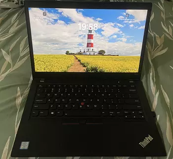 computadoras y laptops - VENDO LAPTOP LENOVO COMO NUEVA