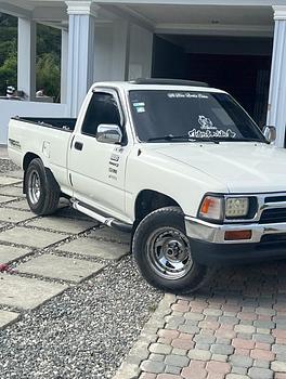 jeepetas y camionetas - Toyota pick up