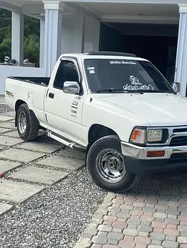 jeepetas y camionetas - Toyota pick up