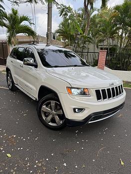 jeepetas y camionetas - ♻️JEEP GRAND CHEROKEE LIMITED
2015✅