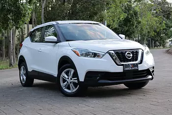 jeepetas y camionetas - Aprovecha y montate en esta impecable Nissan kicks 2020 excelentes para 