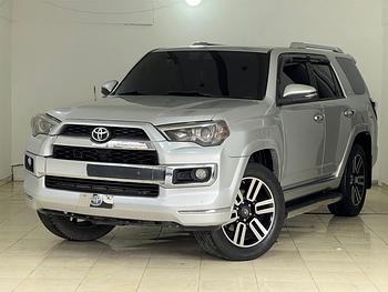 jeepetas y camionetas - TOYOTA 4RUNNER SR5 AÑO 2012 CON EL KIT 2018