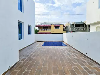 casas - Casas con piscina en proyecto cerrado, P. Oriental