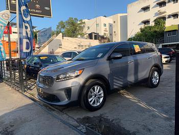 jeepetas y camionetas - 2020 Kia Sorento LX