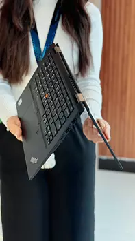 computadoras y laptops - LENOVO X13 YOGA | Intel Core i5 10th Gen. 