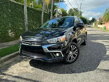 jeepetas y camionetas - Mitsubishi Outlander Sport ES