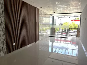 oficinas y locales comerciales - Oficina En Alquiler En Piantini De 46 M2 