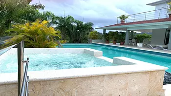 casas vacacionales y villas - VILLA AMUEBLADA CON PISCINA - EN SAMANÁ