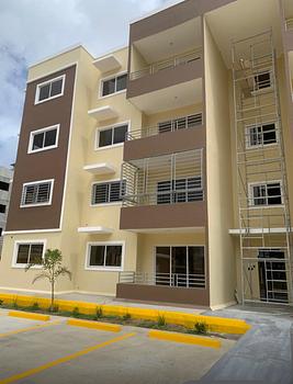 apartamentos - APARTAMENTO AMPLIO CON BONO VIVIENDA Y SEGURIDAD 24/7