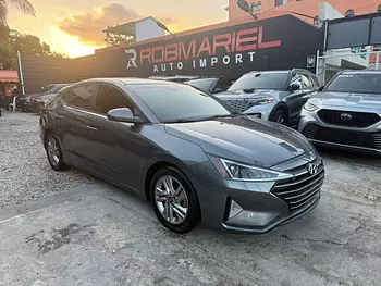 carros - HYUNDAI ELANTRA SEL 2019 GRIS "RECIEN IMPORTADO"