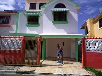 casas - ALQUILO CASA EN BAYONA RESIDENCIAS L YNIA