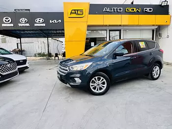 jeepetas y camionetas - FORD ESCAPE SE 2019 ✅ CLEAN CARFAX