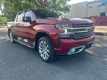 jeepetas y camionetas - Chevolet silverado high country 2021