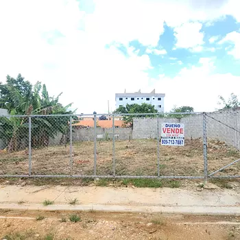 solares y terrenos - Vendo Solar 236 Metros En Brisa oriental San Isidro Cerca Avenida Ecologíca . 