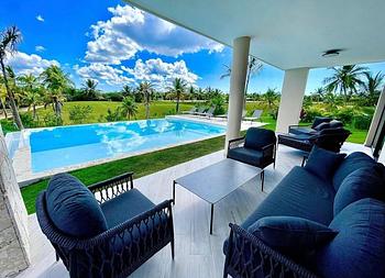 apartamentos - La Romana
Residencial la Estancia
Primera línea del golf 
urbanización exclusiva