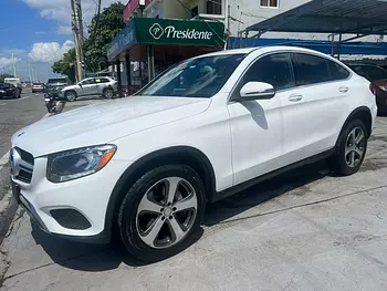 jeepetas y camionetas - Mercedes-Benz Clase GLC 300-COUPE 2017