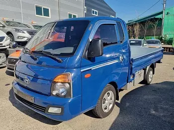 camiones y vehiculos pesados - HYUNDAI PORTER H100 CAMION 2017DESDE: RD$950,000-Automático