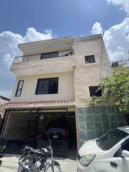 otros inmuebles - Vendo edificio apartamentos en Los Altos de Loyola