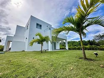 casas vacacionales y villas - vendo villa en residencial Don pablo
