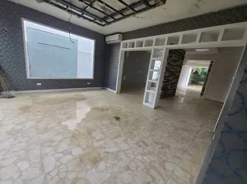 oficinas y locales comerciales - Alquilo Local Comercial 1er Piso En El Corazon De Piantini 

*Codigo: PD115*